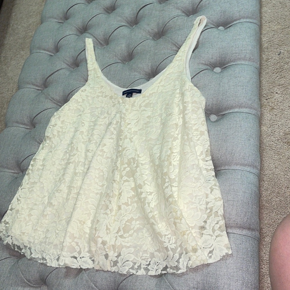 american eagle lace crop top, size small, off white/cream, LINED